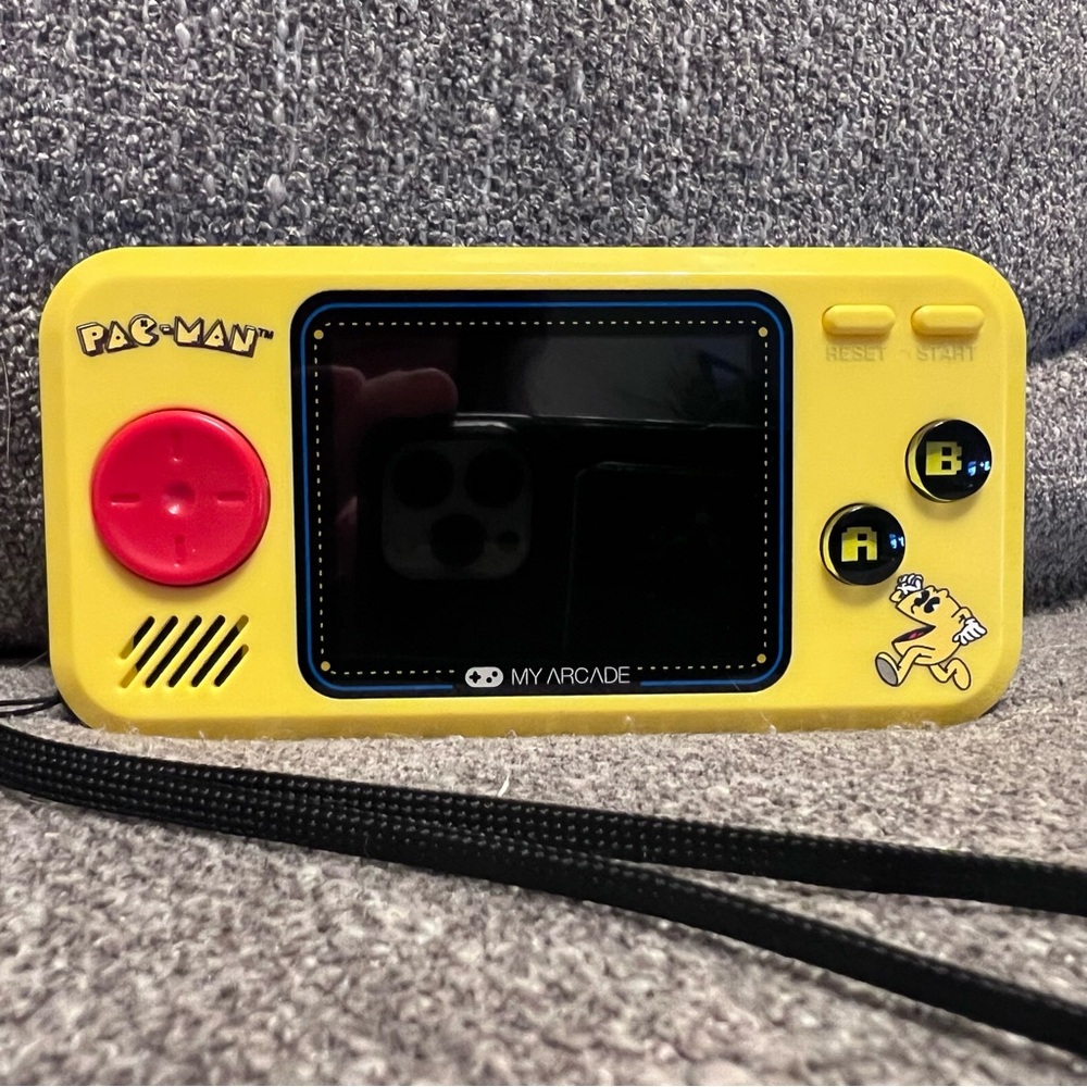 My Arcade Pac-Man Handheld Game Console - Picture 2 of 8